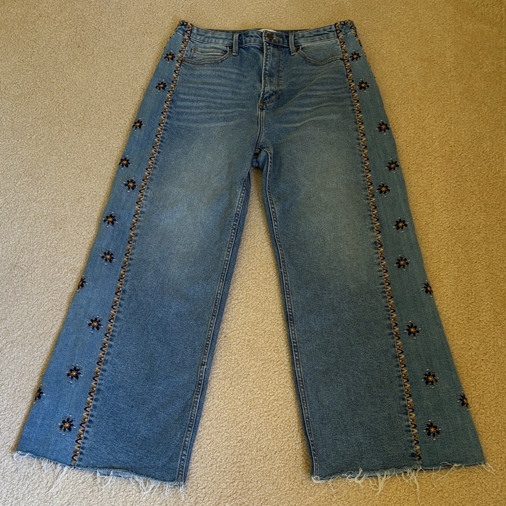 DRIFTWOOD Blue wide leg Jeans with Floral Embroidery. 29” waist